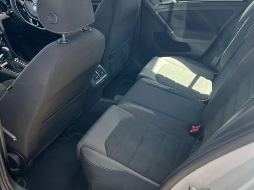 Volkswagen Golf 7.5 TSI1.4 DSG in Namibia