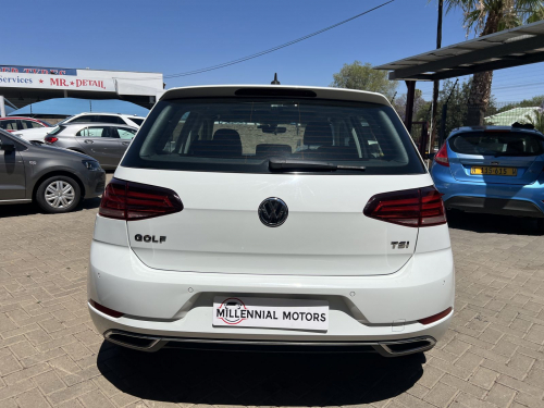 Volkswagen Golf 7.5 TSI1.4 DSG in Namibia