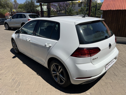 Volkswagen Golf 7.5 TSI1.4 DSG in Namibia