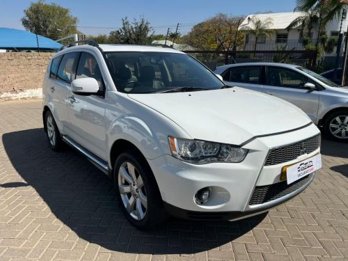 Mitsubishi Outlander 2.4 GLS A/T in Namibia