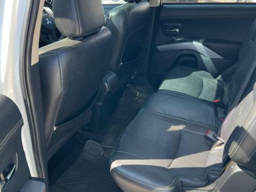 Mitsubishi Outlander 2.4 GLS A/T in Namibia