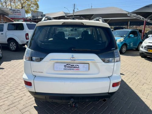 Mitsubishi Outlander 2.4 GLS A/T in Namibia
