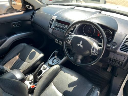 Mitsubishi Outlander 2.4 GLS A/T in Namibia