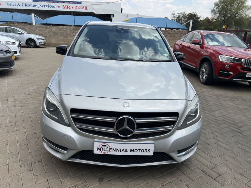 Mercedes-Benz B180 CDI in Namibia