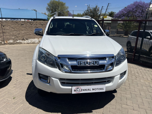 Isuzu KB 300 D-TEQ LX 4x4 in Namibia