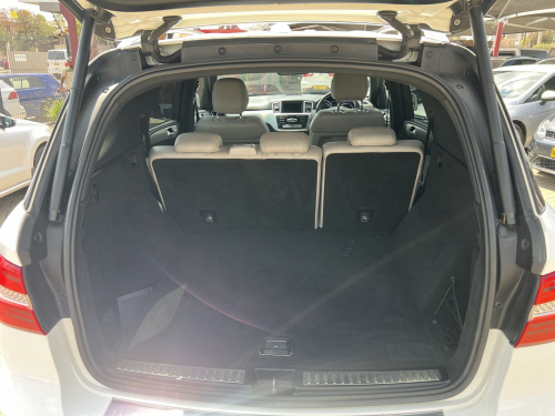 Mercedes-Benz ML350 BlueTEC 3.0 V6 in Namibia