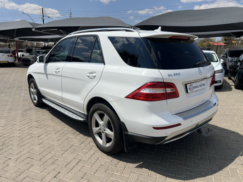 Mercedes-Benz ML350 BlueTEC 3.0 V6 in Namibia