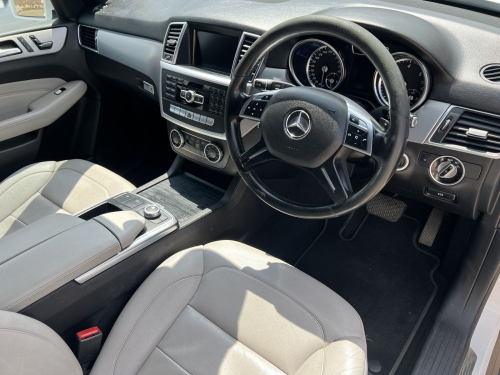 Mercedes-Benz ML350 BlueTEC 3.0 V6 in Namibia