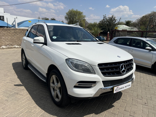 Pre-owned Mercedes-Benz ML350 BlueTEC 3.0 V6 for sale in 