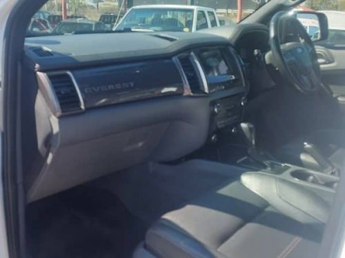 Ford Everest 3.2 LTD 4x4 a/t in Namibia