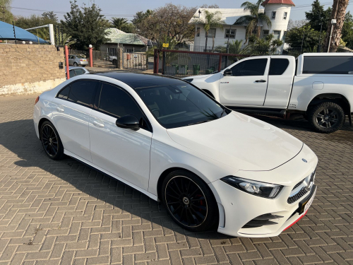 Pre-owned Mercedes-Benz A200 for sale in 