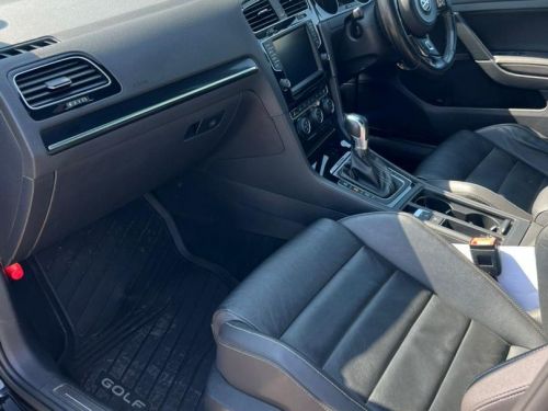Volkswagen Golf Vii 2.0 Tsi R Dsg in Namibia