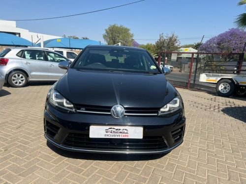 Volkswagen Golf Vii 2.0 Tsi R Dsg in Namibia