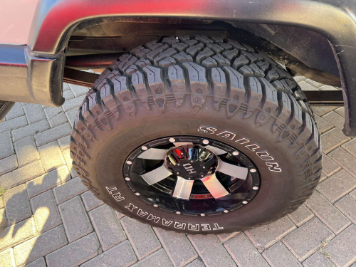 Jeep Cherokee Sport 4.0 A/T in Namibia