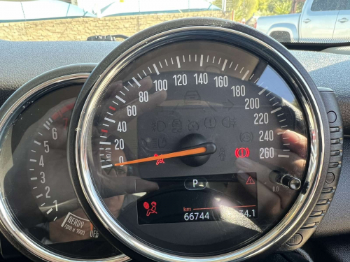 Mini MINI COOPER in Namibia