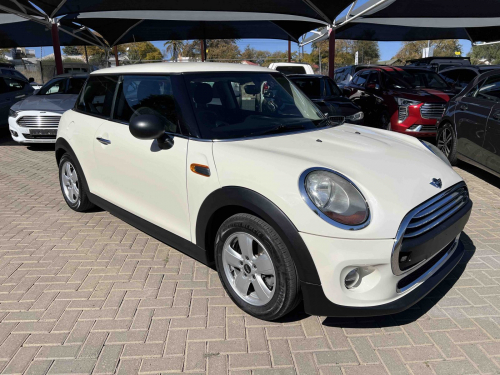 Used Mini MINI COOPER for sale in Windhoek