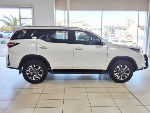 Toyota Fortuner 2.8Gd6 4X4 AT in Namibia