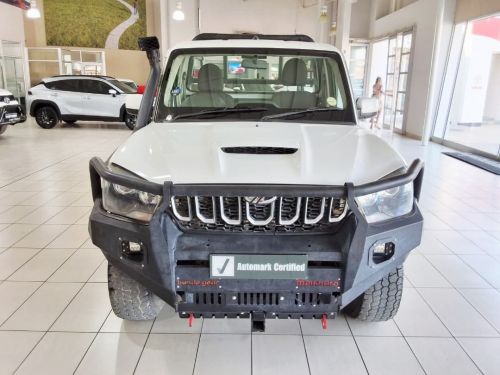 Mahindra Scorpio S6 2.2 M Hawk Refresh 4x4 Manual in Namibia