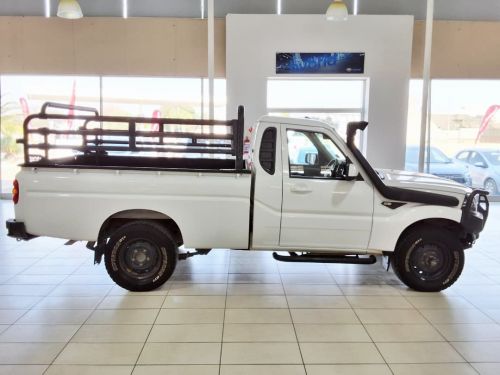 Mahindra Scorpio S6 2.2 M Hawk Refresh 4x4 Manual in Namibia