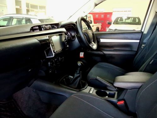 Toyota Hilux DC 2.4 GD6 RB 2x4 Manual in Namibia