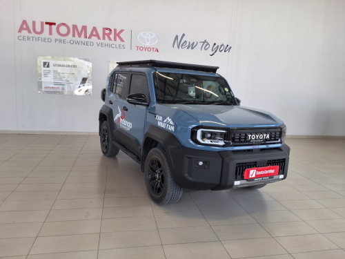 Toyota Land Cruiser FJ Land Cruiser FJ 4X4 6AT VX in Namibia