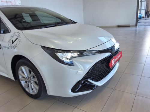 Toyota COROLLA HB 1.8 XS HEV in Namibia