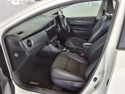 Toyota Corolla Quest Prestige CVT in Namibia