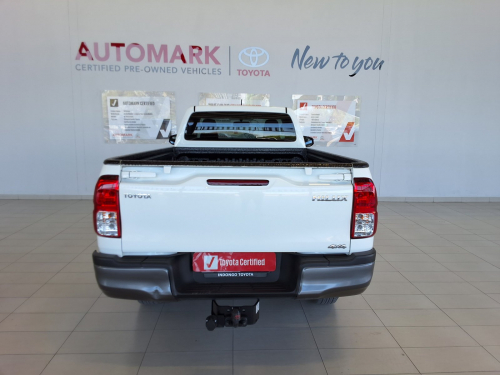Toyota Hilux Single Cab Hilux SC 2.4GD6 4X4 SR 6MT in Namibia