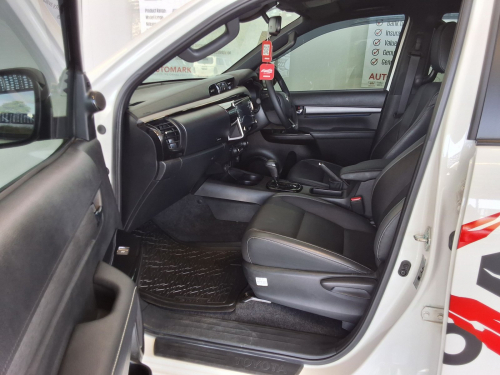 Toyota Hilux Double Cab 2.8 RB LDRS AT MH in Namibia