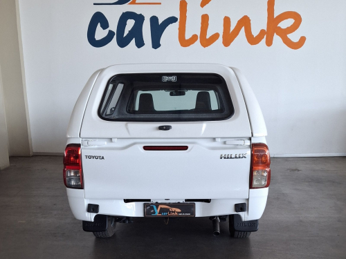 Toyota Hilux 2.4GD S A/C S/C 4x2 in Namibia