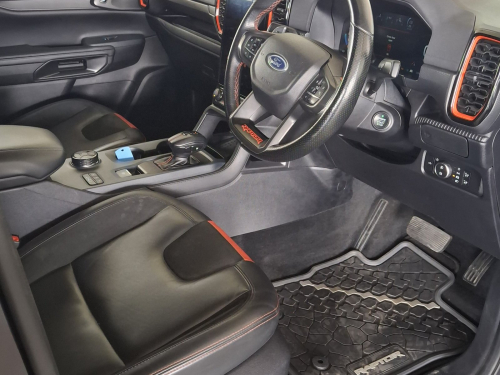 Ford Ranger Raptor 3.0 V6 4x4 A/T in Namibia