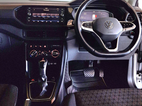 Volkswagen T-Cross 1.0tsi Comfortline DSG R-Line in Namibia