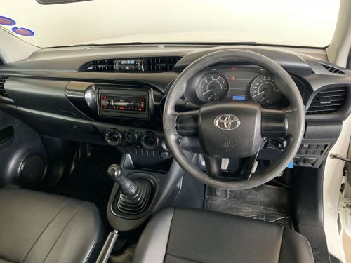 Toyota Hilux 2.4 GD S A/C in Namibia