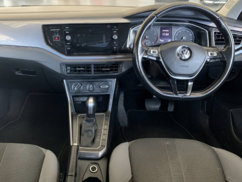 Volkswagen Polo 1.0 tsi DSG Highline in Namibia