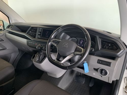 Volkswagen Kombi T6.1 2.0TDI DSG in Namibia