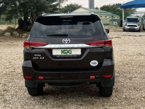 Toyota Fortuner 2.4 GD 6 4x 2 in Namibia
