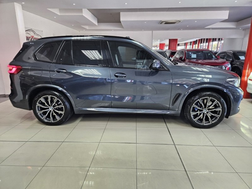 BMW X5 XDrive 30D M-Sport (G05) in Namibia