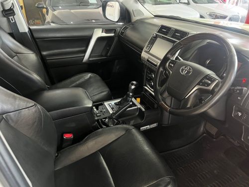 Toyota Prado Vx 3.0d A/t in Namibia