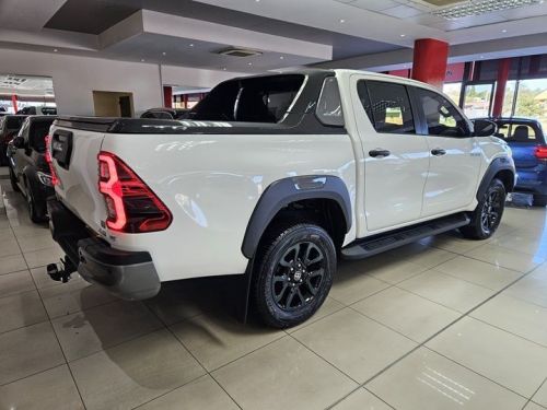Toyota Hilux 2.8 Gd-6 Rb Legend Rs 4x4 A/t P/u D/c in Namibia