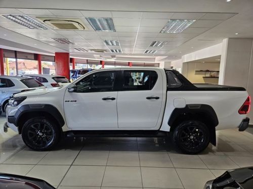 Toyota Hilux 2.8 Gd-6 Rb Legend Rs 4x4 A/t P/u D/c in Namibia