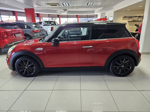 Mini Mini Cooper S in Namibia