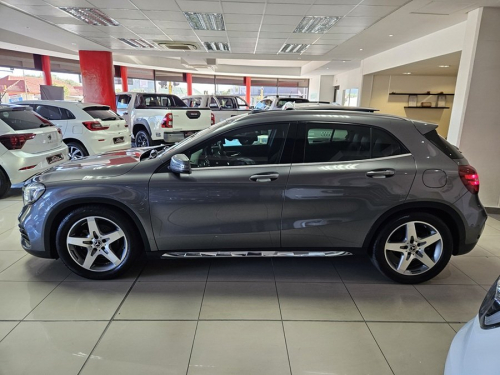 Mercedes-Benz Gla-class Gla 200 in Namibia