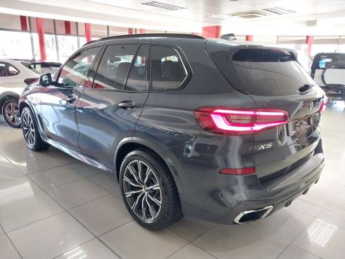 BMW X5 XDrive 30D M-Sport (G05) in Namibia