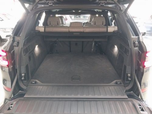 BMW X5 XDrive 30D M-Sport (G05) in Namibia