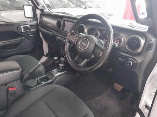 Jeep Wrangler 3.6 V6 Sport A/T in Namibia