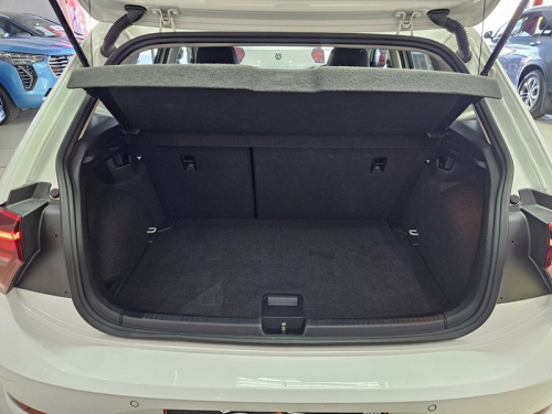 Volkswagen Polo 1.0 Tsi Life Dsg in Namibia