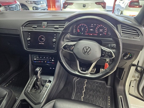 Volkswagen Tiguan 1.4 Tsi R-line Dsg (110kw) in Namibia
