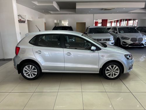 Volkswagen Polo Vivo 1.6 Comfortline Tip (5dr) in Namibia