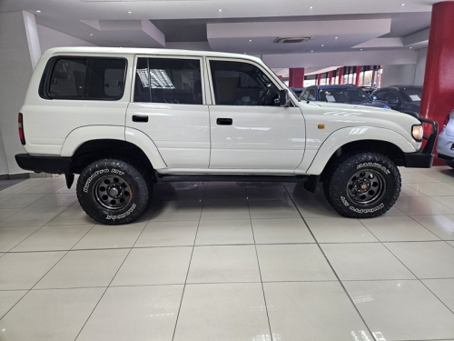 Toyota Landcruiser 4.2 Gx in Namibia