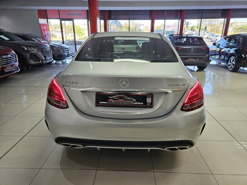 Mercedes-Benz C-class C200 A/t in Namibia